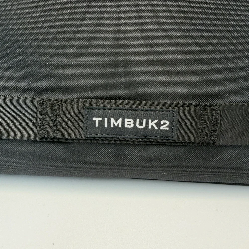 Timbuk2 Stealth Folio Organizer Black 15-inch Laptop Bag Sleeve Padded XL